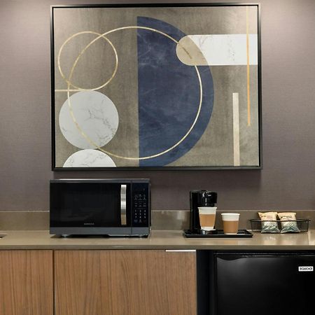 Courtyard By Marriott Kokomo Bagian luar foto