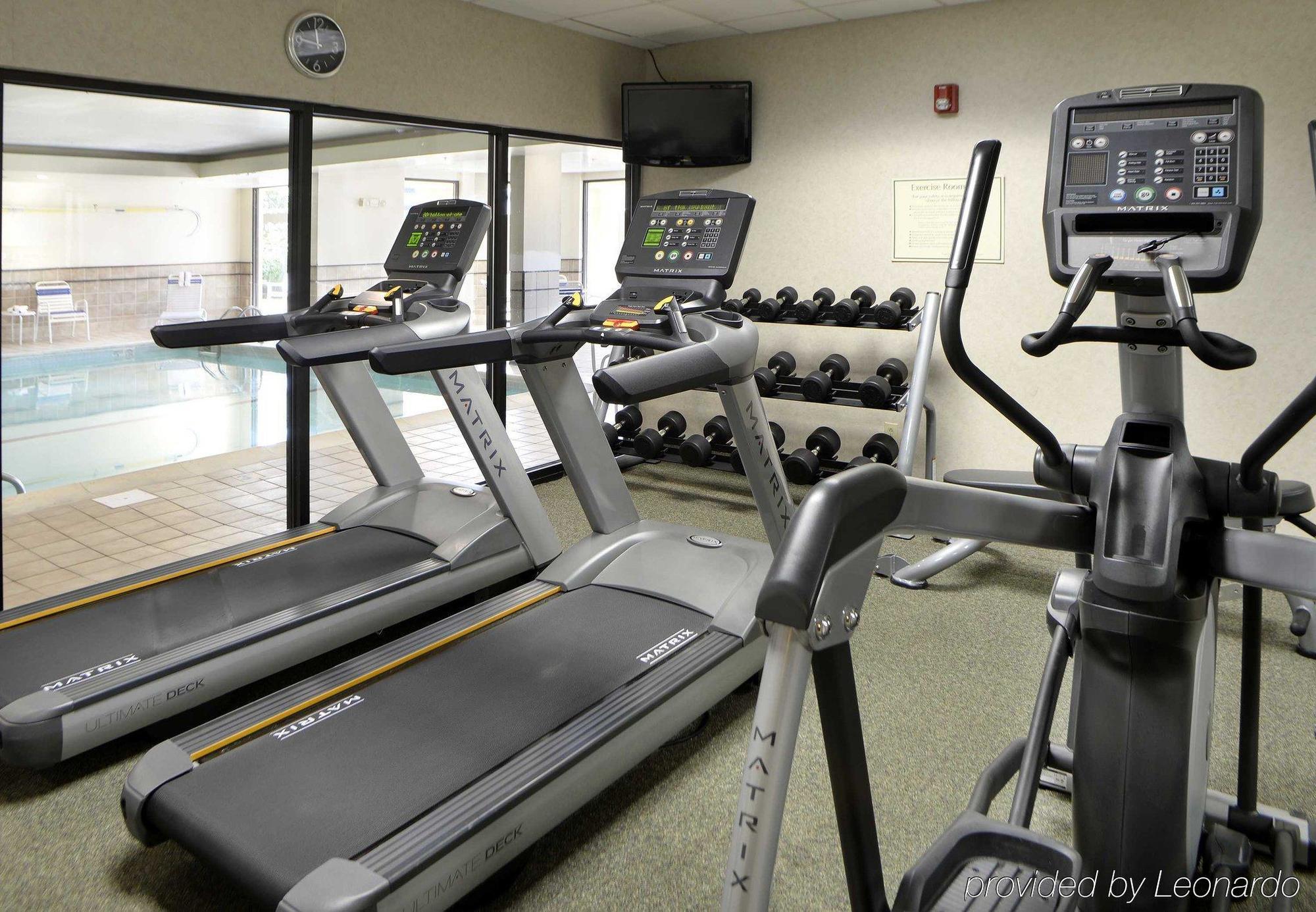 Courtyard By Marriott Kokomo Bagian luar foto